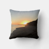 Sunrise Over Long Island Sound クッション (裏面)