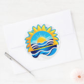 Sunrise Over Ocean Waves Emblem ラウンドシール (封筒)