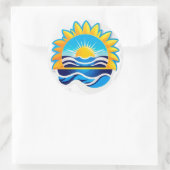 Sunrise Over Ocean Waves Emblem ラウンドシール (バッグ)