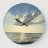 Sunrise Over the Quiet Coast ラージ壁時計 (正面)