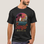 Sunset Beach Vibes Vacation Humorous Saying Tシャツ (正面)
