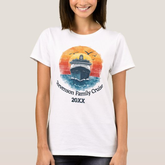 Sunset Family Name Vacation Cruise Ship Keepsake Tシャツ (正面)