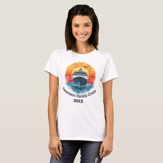 Sunset Family Name Vacation Cruise Ship Keepsake Tシャツ (正面フル)