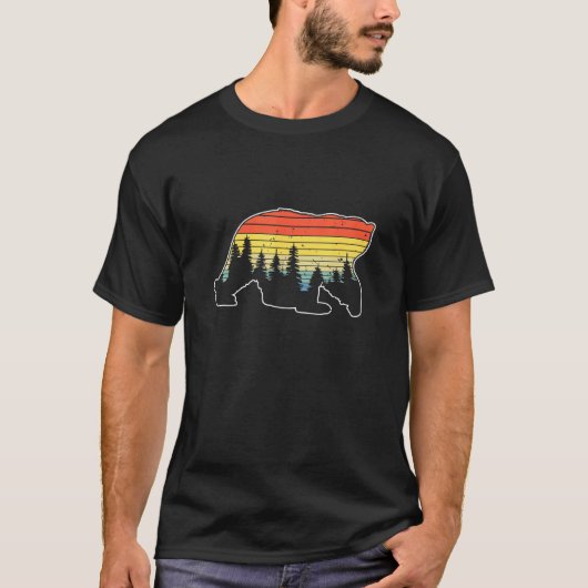 Sunset Forest Nature Bear Silhouette Of A Bear In  Tシャツ (正面)