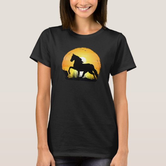 Sunset Horse Breed Silhouette  Haflinger Horse Tシャツ (正面)