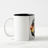 "Sunset Kombi Beach Mug - Coastal Adventure Cup" ツートーンマグカップ (左)