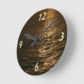 Sunset on the Water抽象芸術写真 ラウンド壁時計 (傾斜)