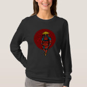 Sunset Samurai Warrior with Katana Tシャツ (正面)