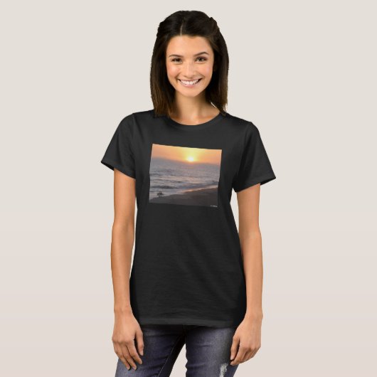 Sunset Surfers Tシャツ (正面フル)