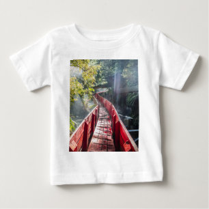 Sunshine in the Termas Geometricas, Coaripe, Chil ベビーTシャツ