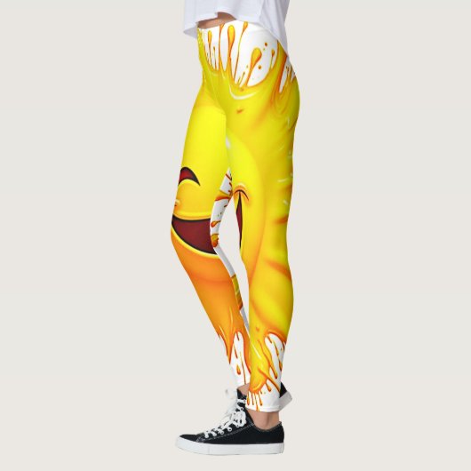 Sunshine Smiles: Bursting Joy レギンス (左)