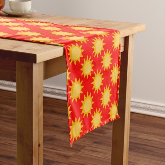Sunshine Sun Pattern Design On White  ショートテーブルランナー (インサイチュ)