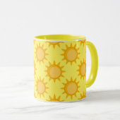 Sunshine Sun Pattern Design On Yellow  マグカップ (正面右)
