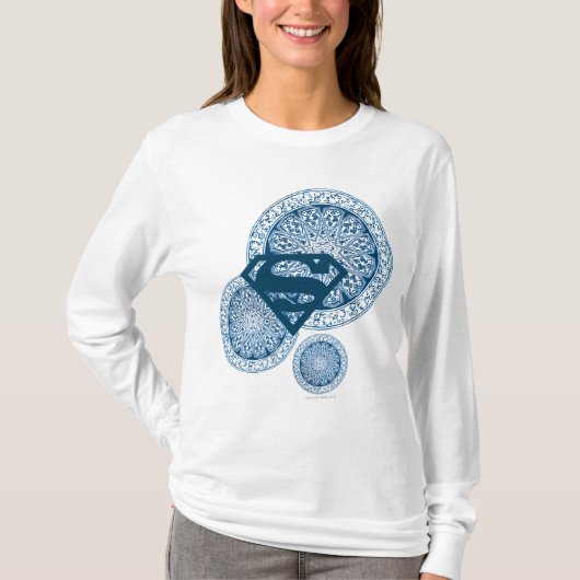 Supergirlの青い円のデザイン Tシャツ (正面)