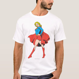 Supergirlは姿勢を打ちます Tシャツ