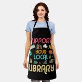 Support Your Local Library Book Readers Lovers エプロン (着用した状態)