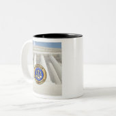 Supreme Court Veritas – パーソナライズIT! ツートーンマグカップ (正面左)