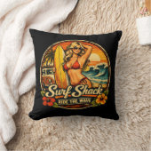 Surf Shack Surfer Pin-Up | 波に乗れ ビーチ クッション (ブランケット)