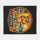 Surf Shack Surfer Pin-Up | Ride The Waves Beach フリースブランケット (正面(横))