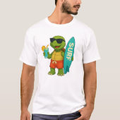 Surf Turtle – Fun Summer Beach Cartoon Tシャツ (正面)