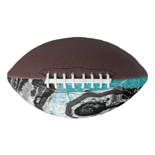 Surface Current – Abstract Flow & Structure Carbon アメリカンフットボール (正面)