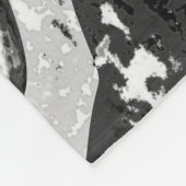 Surface Current – Abstract Flow & Structure Large  フリースブランケット (角)