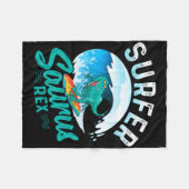 Surfer Saurus Rex Surfing Dinosaur Surf Dino Surfe フリースブランケット (正面(横))