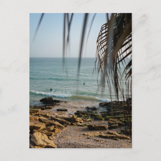 Surfing in Taghazout Morocco ポストカード (正面)