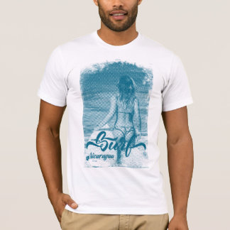 Surfing Nicaragua Tシャツ