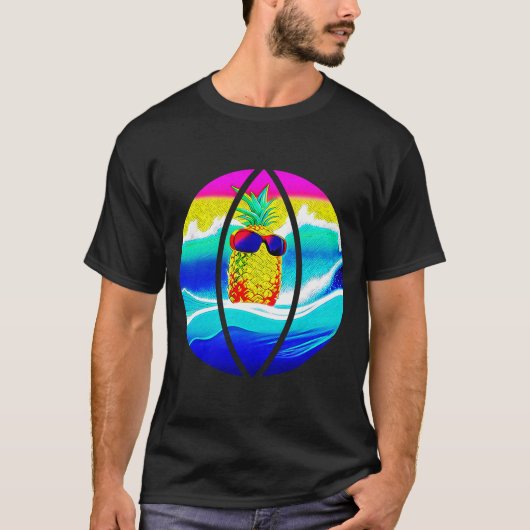 SURFING PINEAPPLE BEACH BALL Tシャツ (正面)
