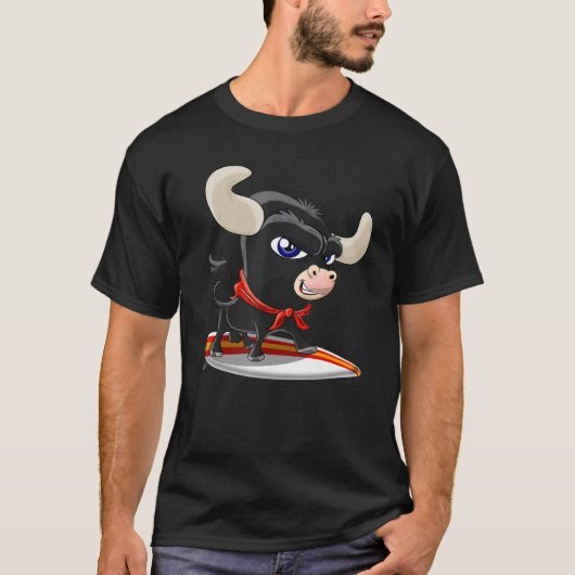 Surfing spot Spain with cute bull Tシャツ (正面)
