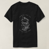 Suriel Tea Co ACOTAR Spill The Tea Tea Drinker Tシャツ (デザイン正面)