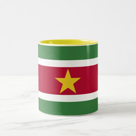 Suriname Flag ツートーンマグカップ (中央)