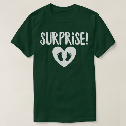 Surprise Pregnancy Announcement Mom To Be Mother M Tシャツ (デザイン正面)