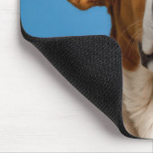 Surprised Basset Hound マウスパッド (コーナー)