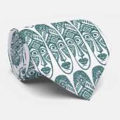Surprised Tiki Masks - Moss Green on White ネクタイ (ロール)