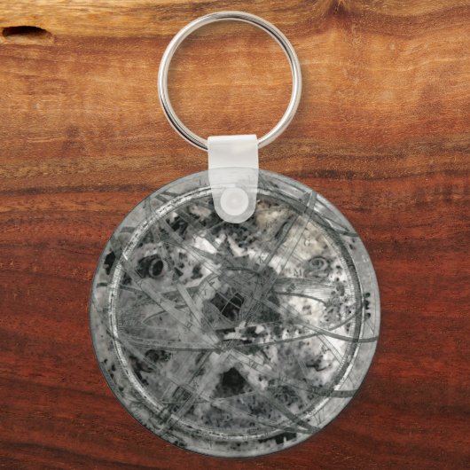 Surprising Time & Space キーホルダー (正面)