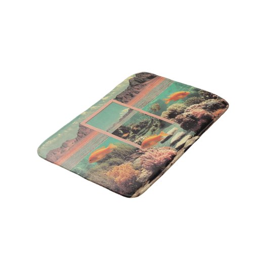 Surreal Desert Ocean with Door バスマット (アングル)