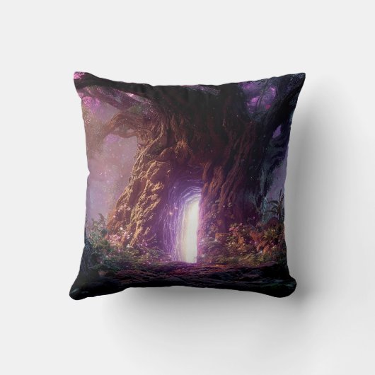 Surreal Enchanted Tree With Glowing Portal クッション (裏面)