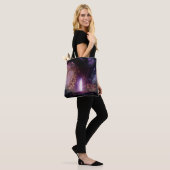 Surreal Enchanted Tree With Glowing Portal トートバッグ (モデル)