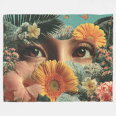 Surreal Eyes and Flowers with Butterflies フリースブランケット (正面(横))