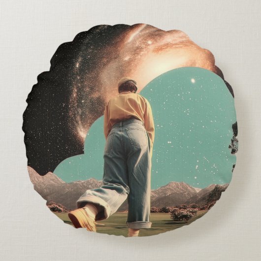 Surreal figure walking into galaxy gateway ラウンドクッション (正面)