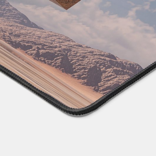 Surreal Floating Cubes And Reflective Sphere デスクマット (コーナー)