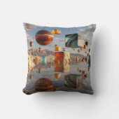 Surreal Floating Spheres And Cubes クッション (正面)