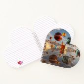 Surreal Floating Spheres And Cubes ノートブック (内部)