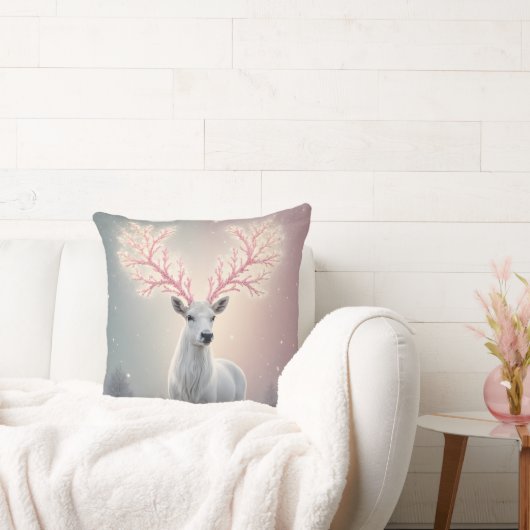 Surreal Pink Antler Reindeer Pillow クッション (ソファ)
