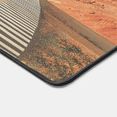 Surreal Portrait With Glasses Reflecting Desert デスクマット (コーナー)