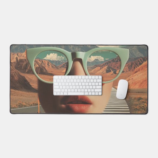 Surreal Portrait With Glasses Reflecting Desert デスクマット (キーボード&マウス)