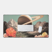 Surreal Saturn Over Mountain Valley デスクマット (キーボード&マウス)