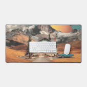 Surreal UFO Over Rustic House デスクマット (キーボード&マウス)